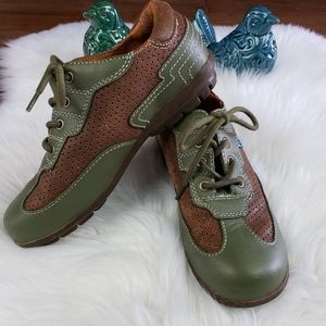 JOHN FLUEVOG SHOES UNISEX W8  M6.5